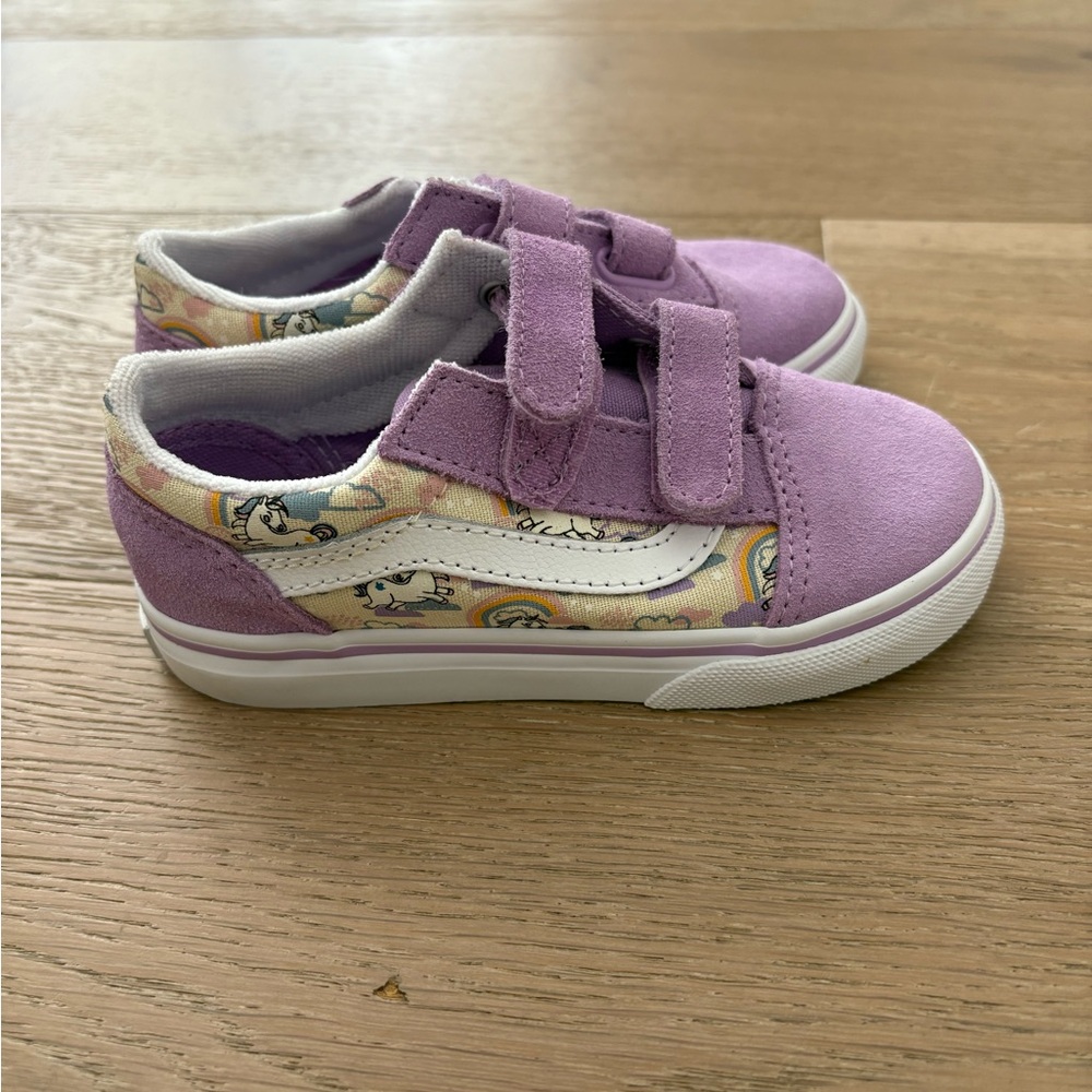 Kids Lavender Vans with unicorn design